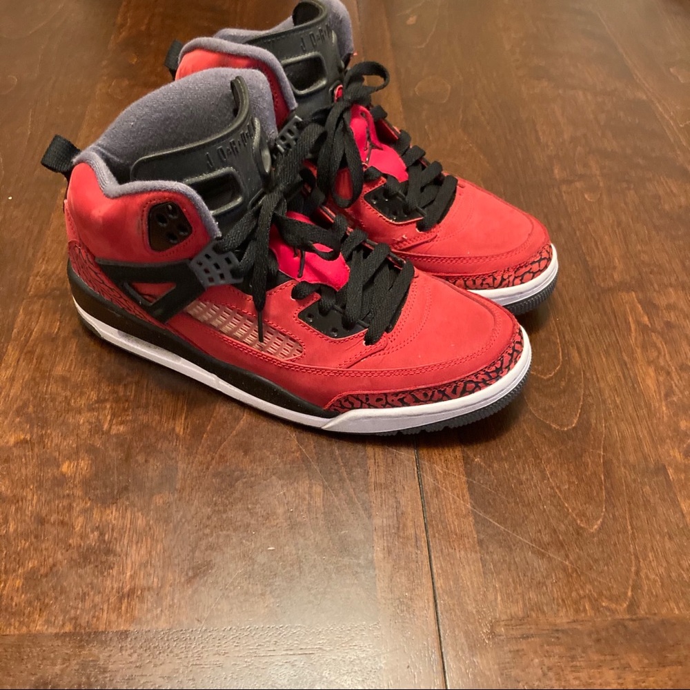 Jordan 4 / 5 ( Jordan spizike)